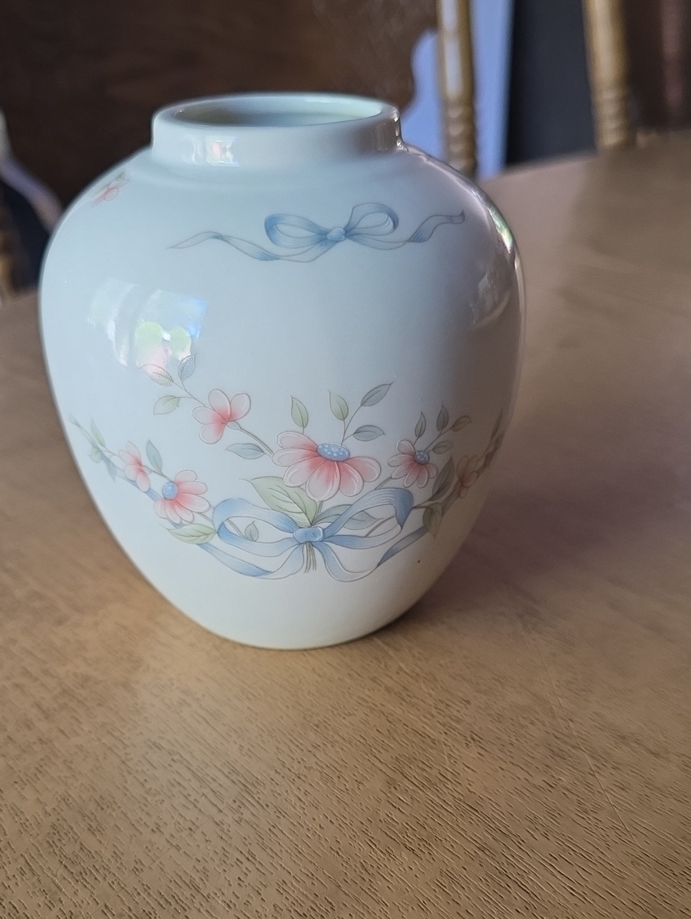 Princess House White Porcelain Vase with Pink Flowers and Blue Ribbon